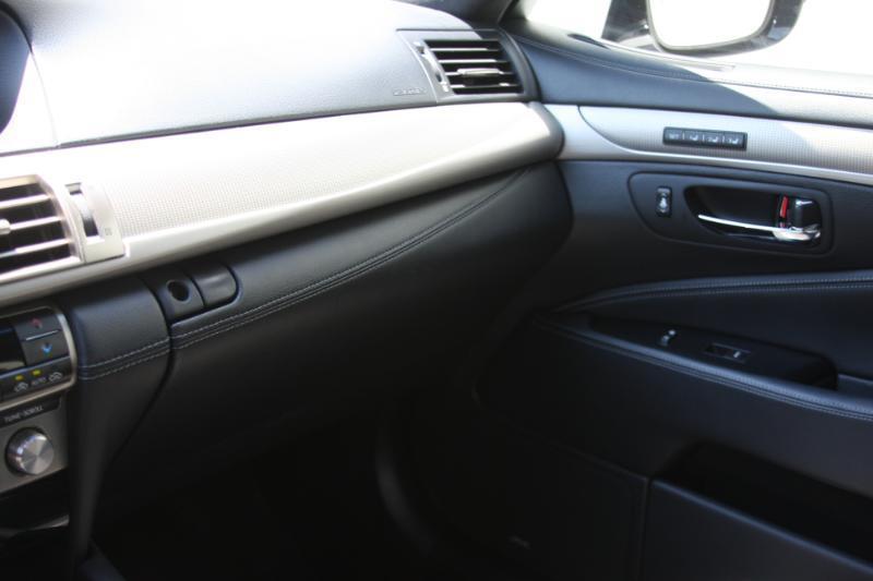 Lexus LS 460  2014