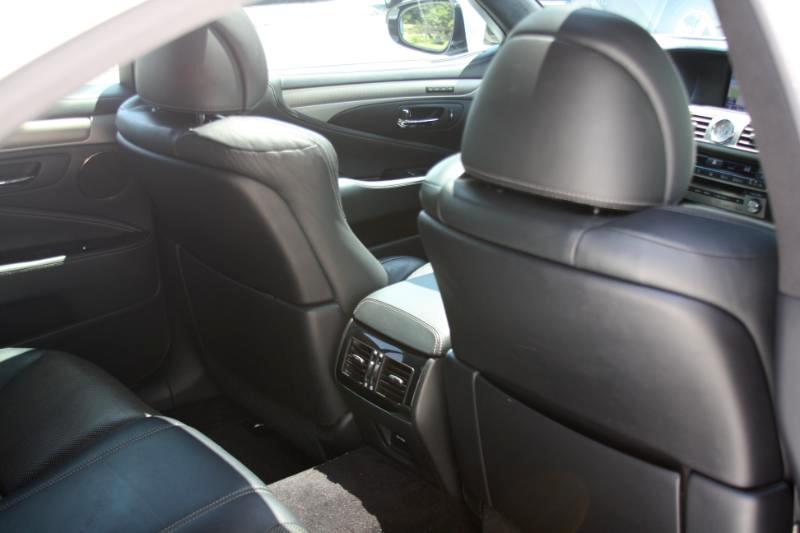 Lexus LS 460  2014