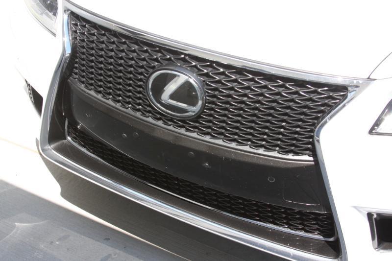 Lexus LS 460  2014