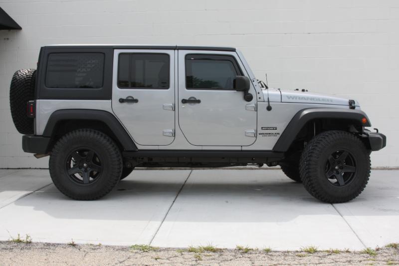 Jeep Wrangler Unlimited Sport 4WD 2017