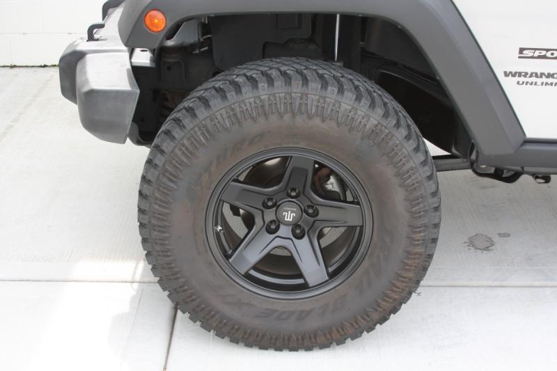 Jeep Wrangler Unlimited Sport 4WD 2017