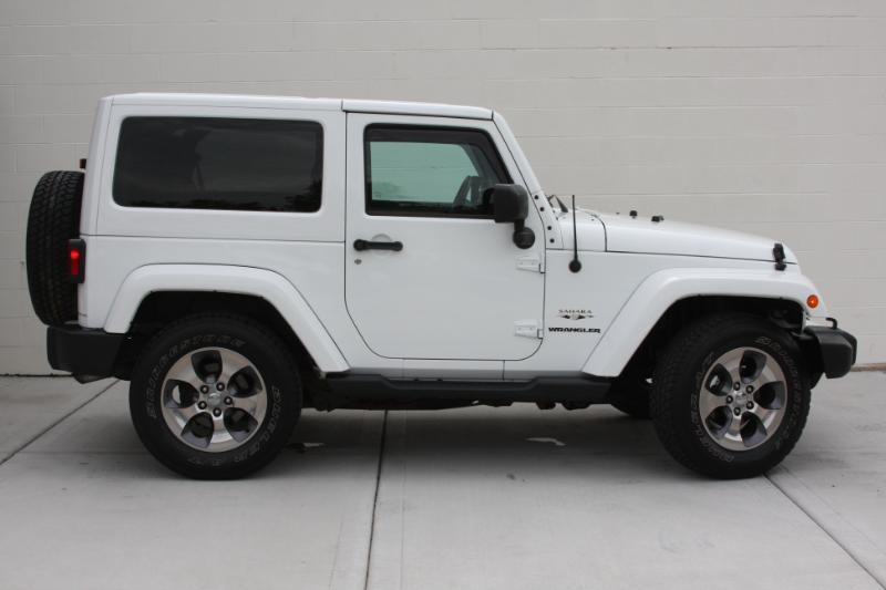 Jeep Wrangler Sahara 4WD 2016