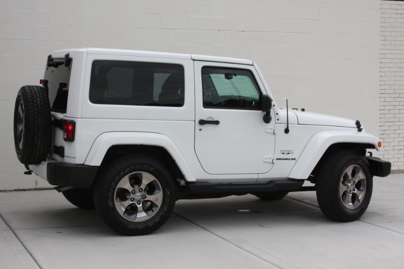 Jeep Wrangler Sahara 4WD 2016
