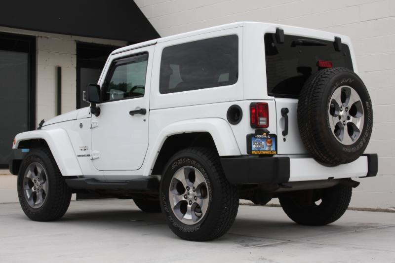 Jeep Wrangler Sahara 4WD 2016