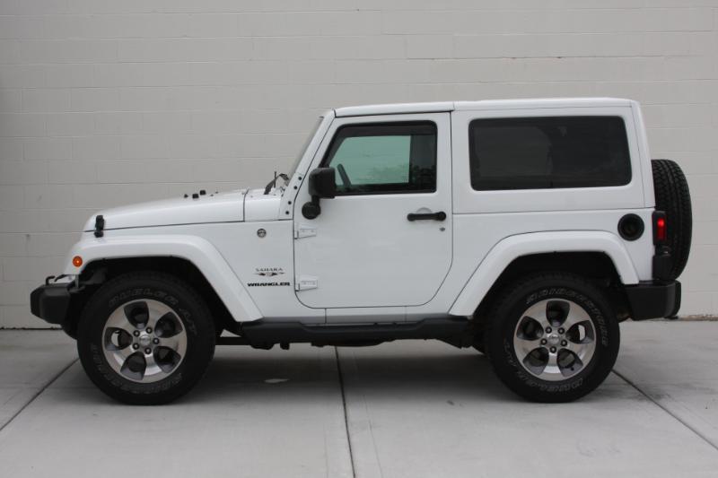 Jeep Wrangler Sahara 4WD 2016