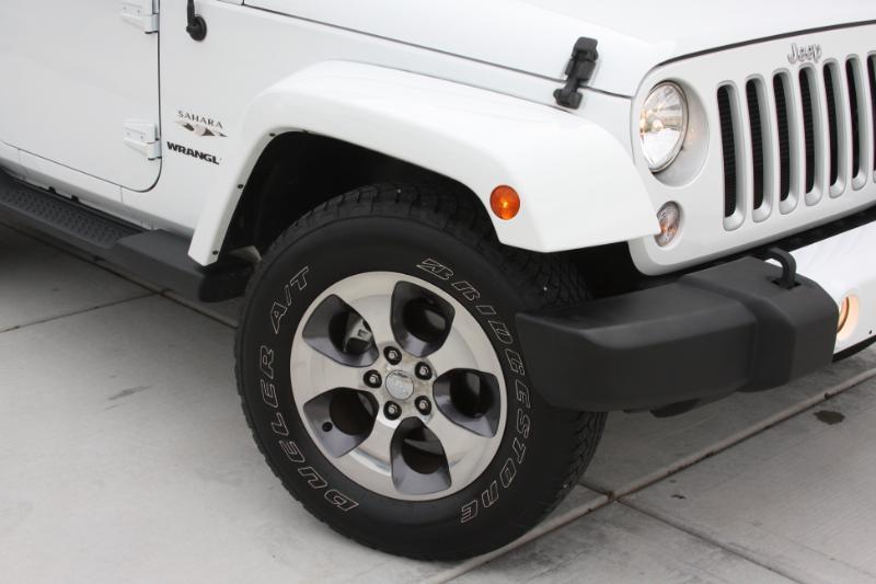 Jeep Wrangler Sahara 4WD 2016