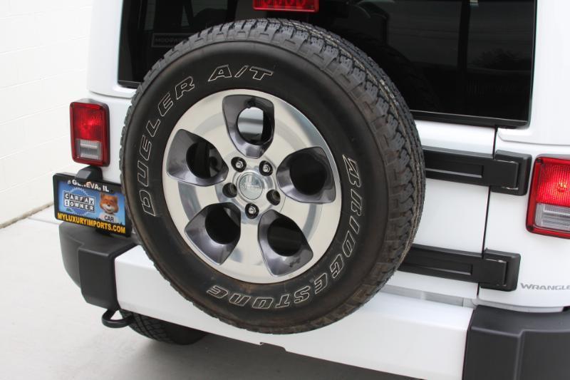Jeep Wrangler Sahara 4WD 2016