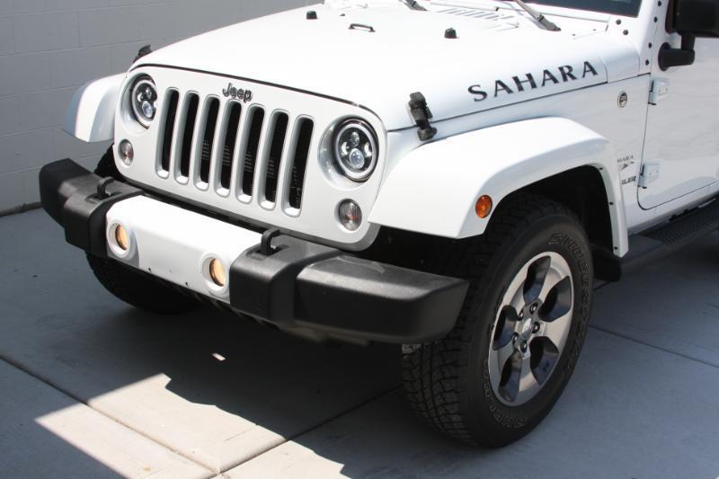 Jeep Wrangler Sahara 4WD 2016