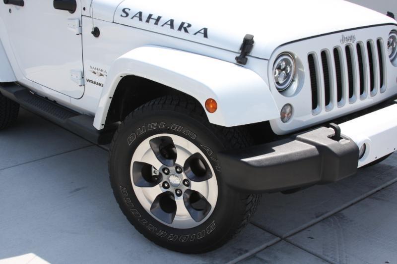 Jeep Wrangler Sahara 4WD 2016