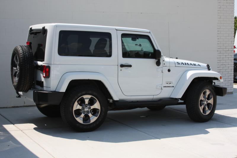 Jeep Wrangler Sahara 4WD 2016