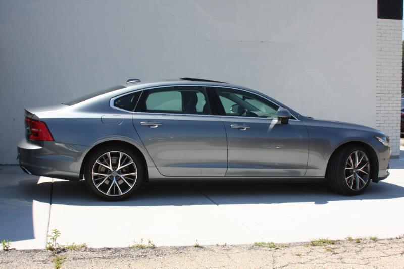 Volvo S90 T6 Momentum AWD 2018