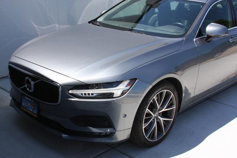 Volvo S90 T6 Momentum AWD 2018