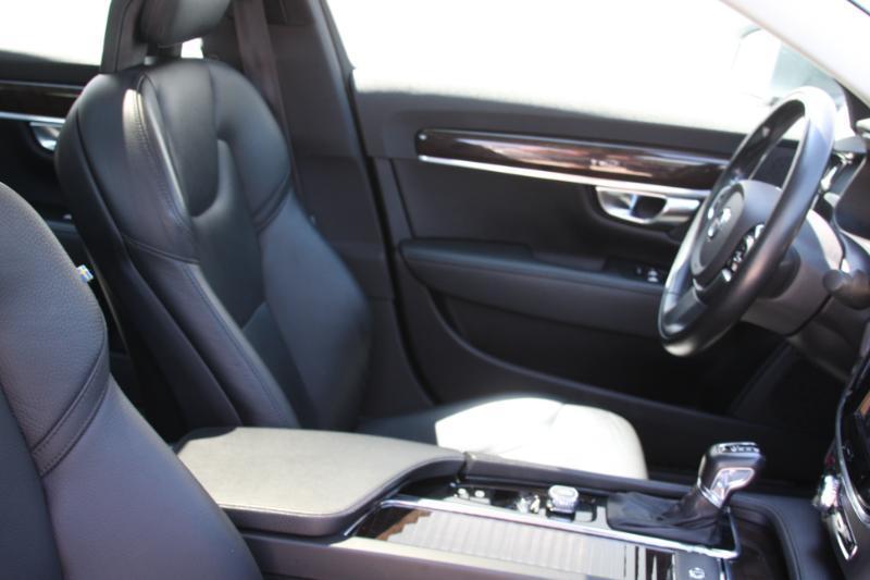 Volvo S90 T6 Momentum AWD 2018