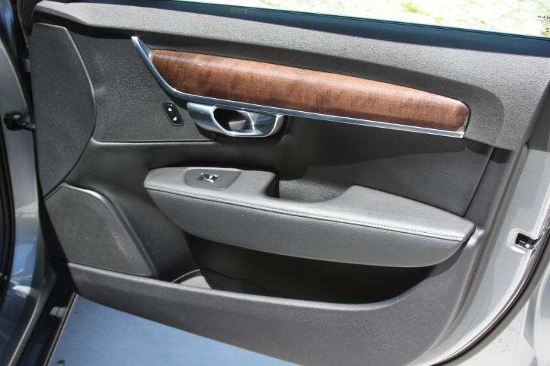 Volvo S90 T6 Momentum AWD 2018