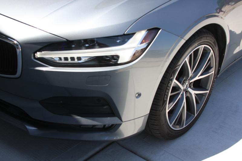 Volvo S90 T6 Momentum AWD 2018
