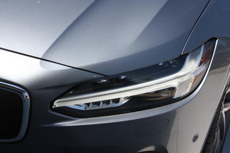 Volvo S90 T6 Momentum AWD 2018