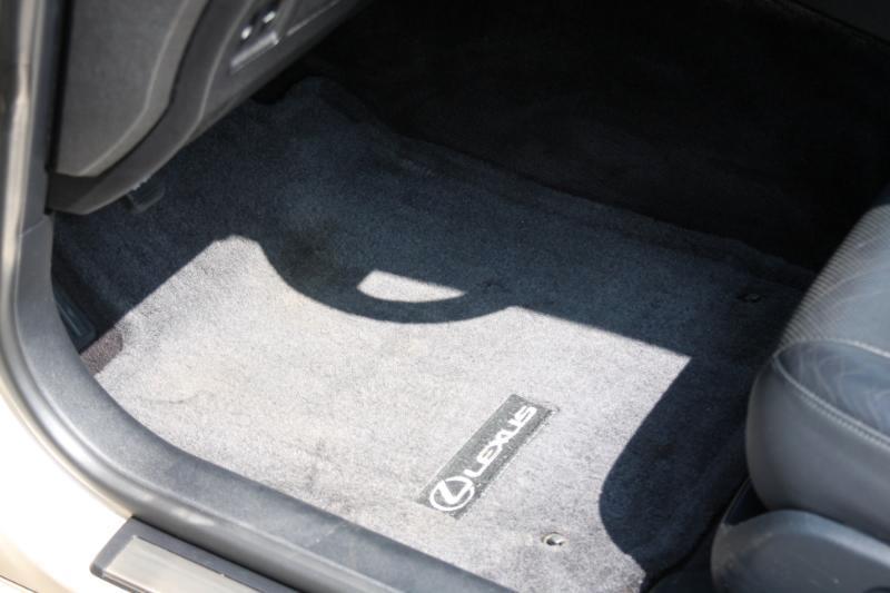 Lexus ES 350 Sedan 2010