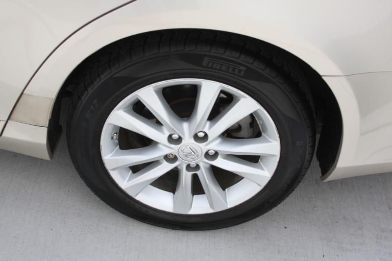 Lexus ES 350 Sedan 2010