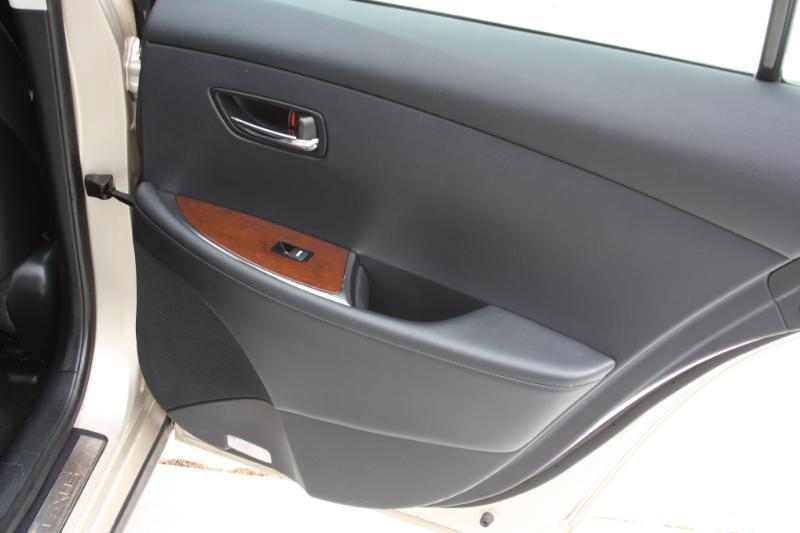 Lexus ES 350 Sedan 2010