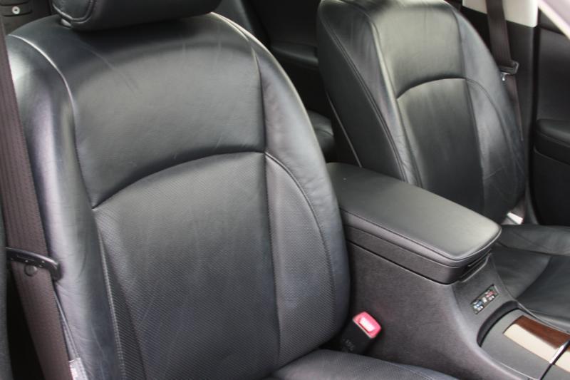 Lexus ES 350 Sedan 2010