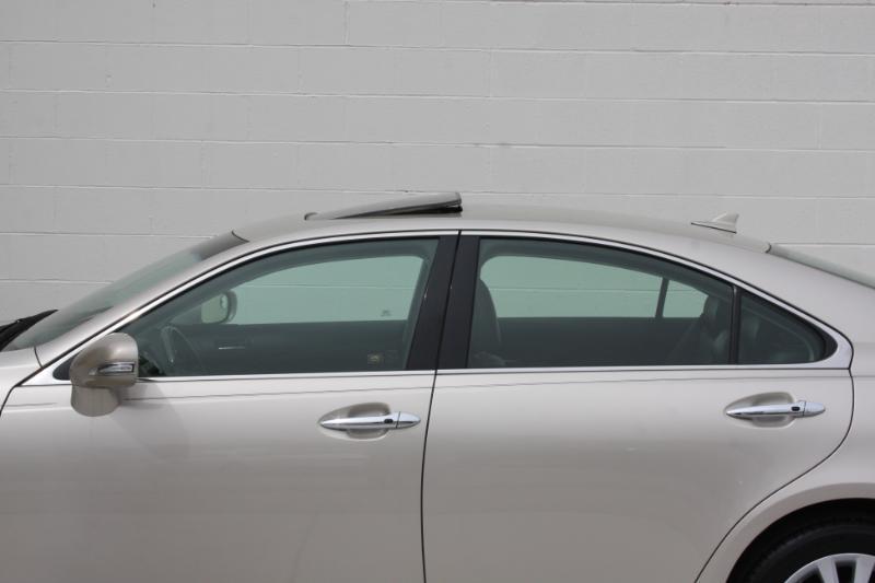 Lexus ES 350 Sedan 2010