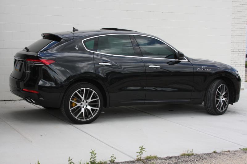 Maserati Levante  2022