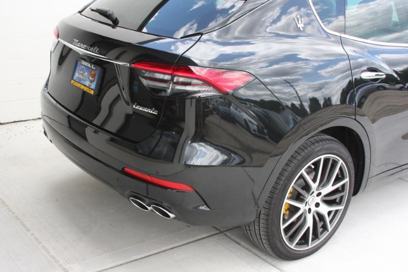 Maserati Levante  2022