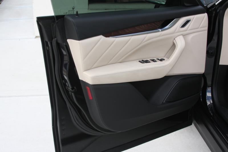 Maserati Levante  2022
