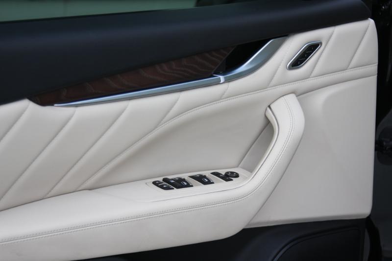 Maserati Levante  2022