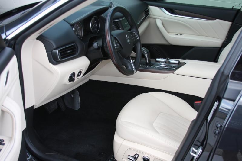 Maserati Levante  2022