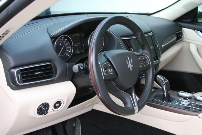 Maserati Levante  2022