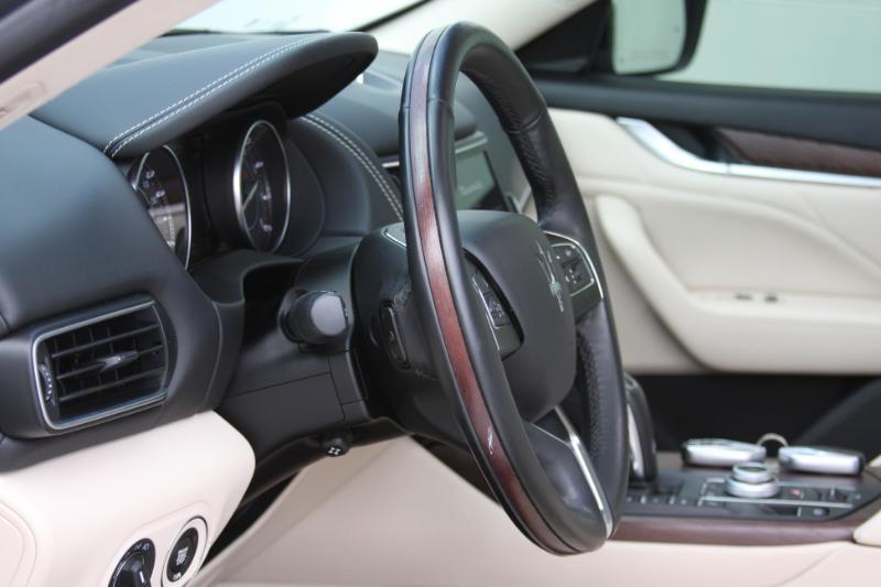 Maserati Levante  2022