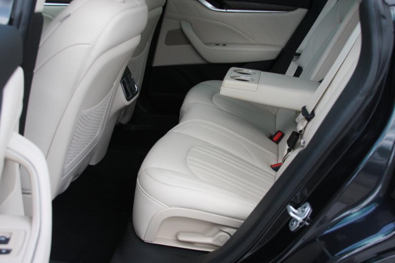 Maserati Levante  2022