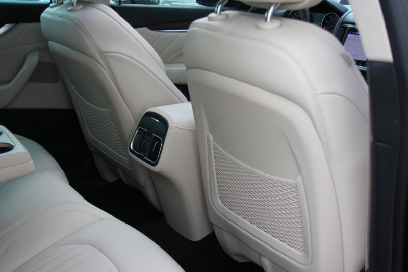 Maserati Levante  2022