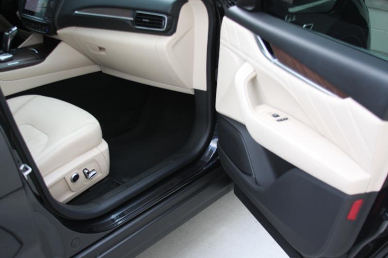 Maserati Levante  2022
