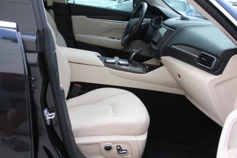 Maserati Levante  2022