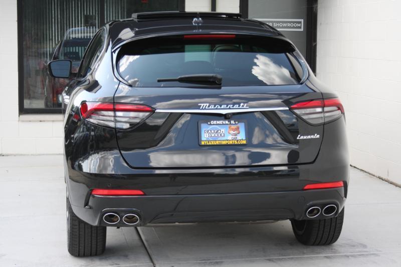 Maserati Levante  2022