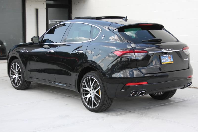 Maserati Levante  2022