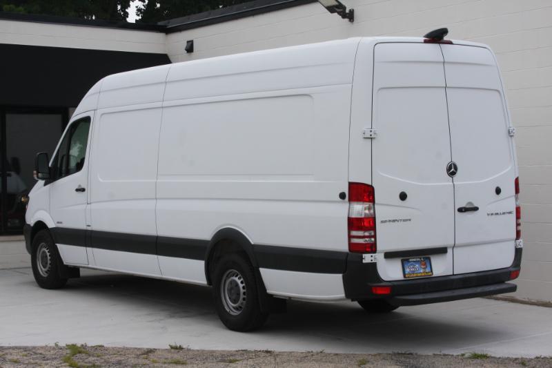 Mercedes-Benz Sprinter  2016