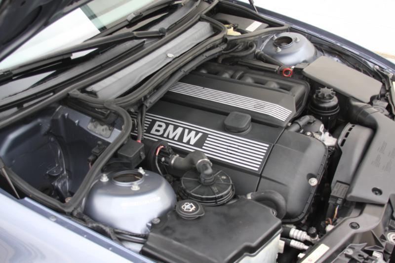 BMW 3-Series 325Ci convertible 2004