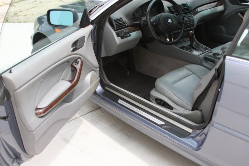 BMW 3-Series 325Ci convertible 2004