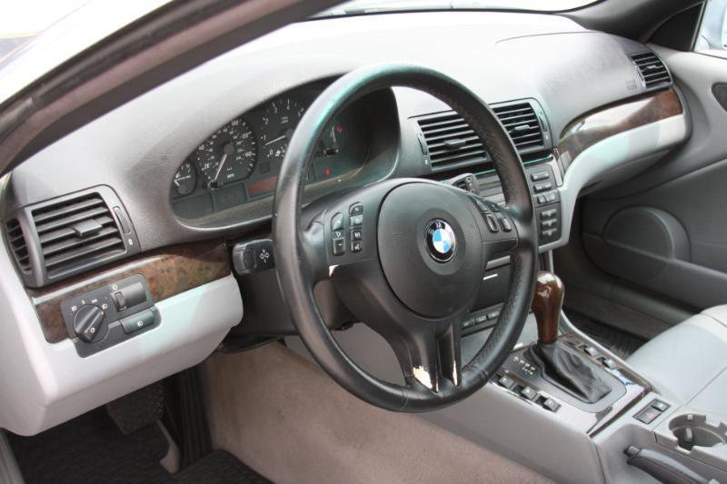 BMW 3-Series 325Ci convertible 2004