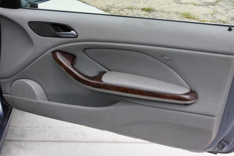BMW 3-Series 325Ci convertible 2004