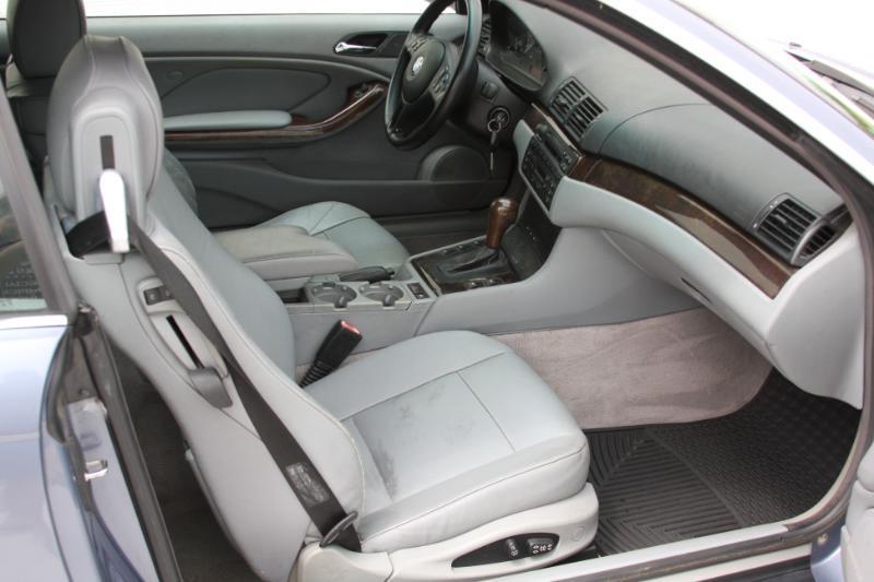 BMW 3-Series 325Ci convertible 2004