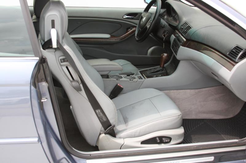 BMW 3-Series 325Ci convertible 2004