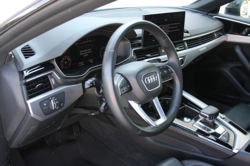 Audi A5  2023
