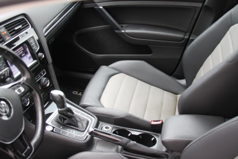 Volkswagen Golf TDI SEL 6A 2015