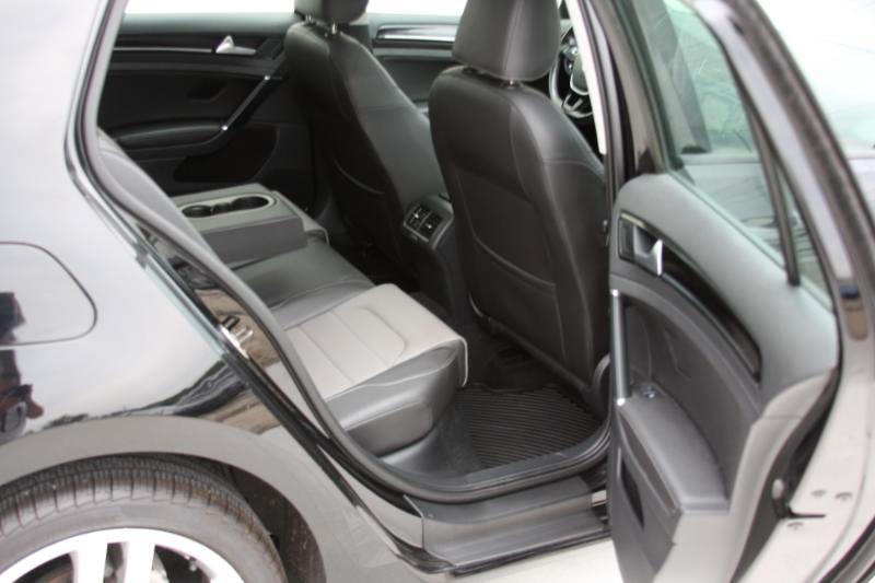 Volkswagen Golf TDI SEL 6A 2015