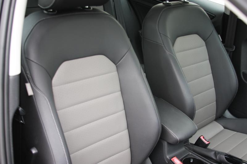 Volkswagen Golf TDI SEL 6A 2015