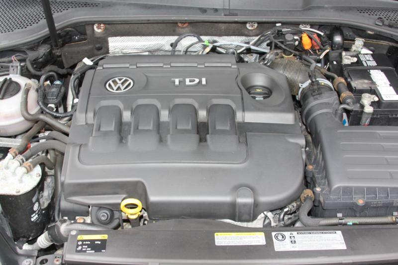 Volkswagen Golf TDI SEL 6A 2015